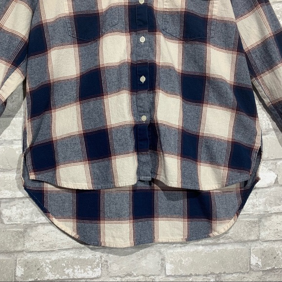 Madewell Women's Medium Plaid Button Up Shirt. 100% Cotton Flannel Shirt EUC - Picture 3 of 6